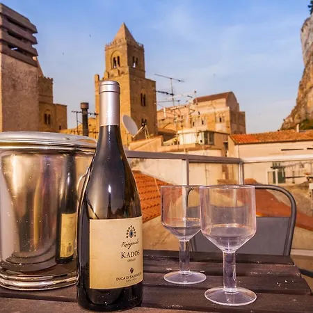 Apartment Penthouse Duomo Cefalu